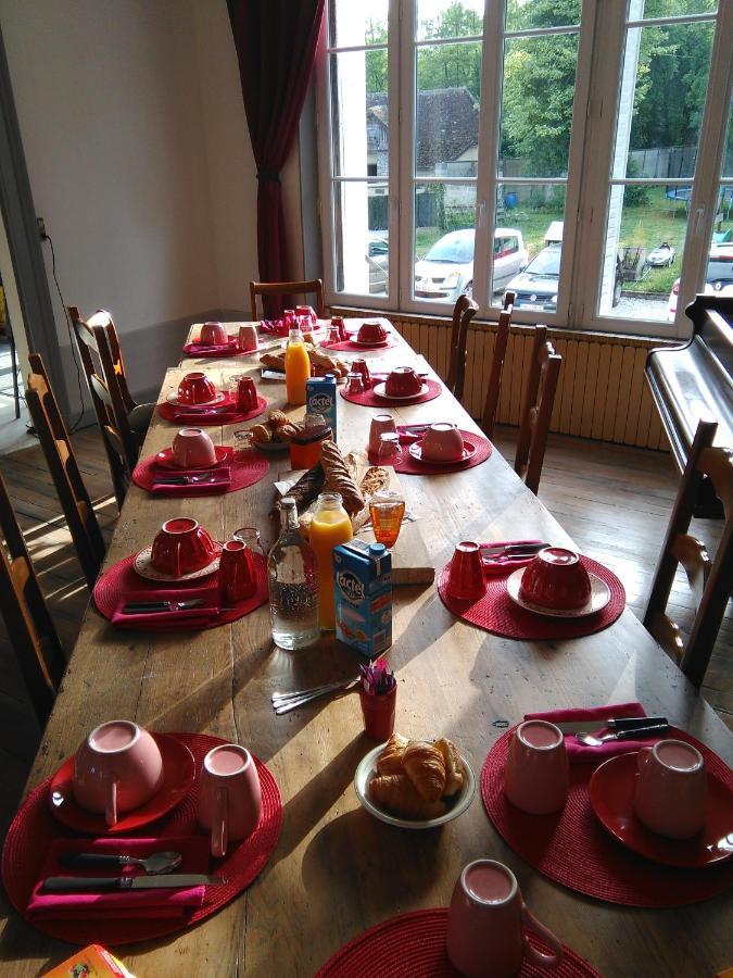 L'Etape Famille Appartement Estissac Buitenkant foto
